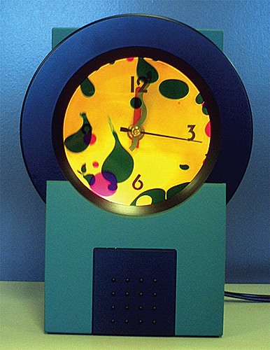 72D_clock_LiquidMotion_GY